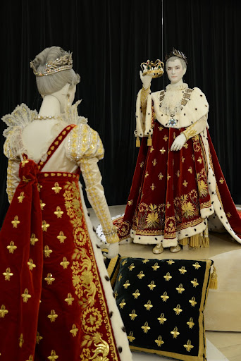Installation view, costumes of Napoleon Ⅰ and Josephine (Replica)