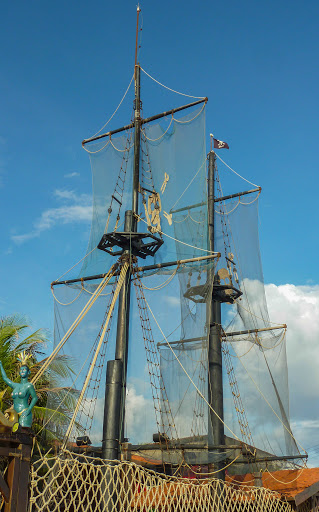 Navio de Piratas na Praia de Iracema
