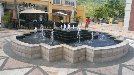 Discovery Bay North Water Fountain