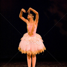 onpoint by Rudy Pras - People Portraits of Women