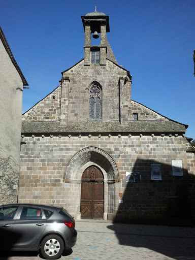 Eglise De Mur De Barrez
