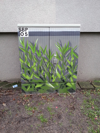 Stromkasten Gras