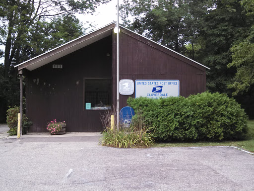 United States Post Office in Cloverdale