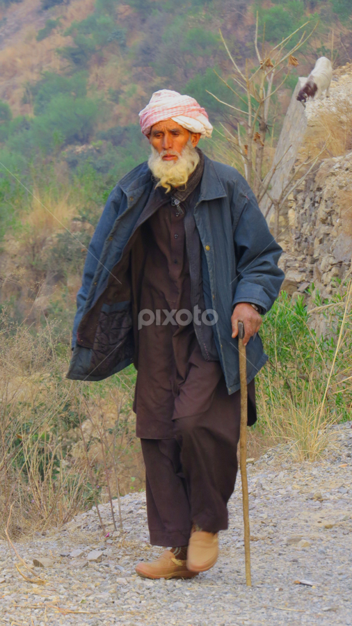 Hard working by Muhammad Fayyaz - People Street & Candids