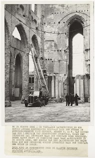 De brandweer controleert de Laurenstoren