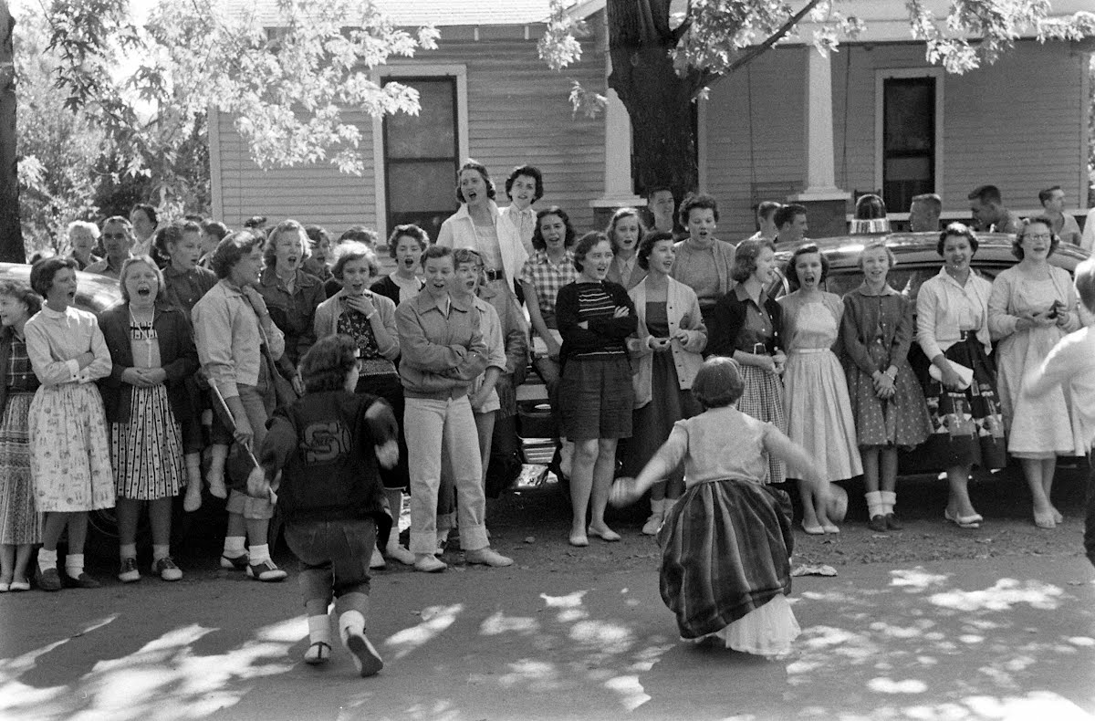 Sturgis, Kentucky School Situation For Integration Lead Howard