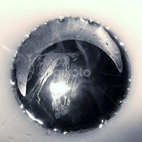 by Lissa White - Abstract Macro