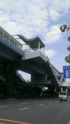 龙山桥站