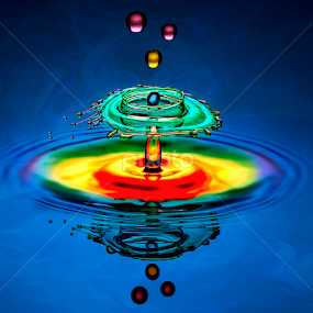 DeFine by Chandra Irahadi - Abstract Water Drops & Splashes