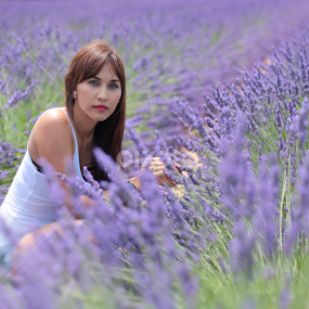 by Patrick Simon - People Portraits of Women