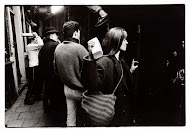 Actievoerders voor het stadhuis van Amsterdam