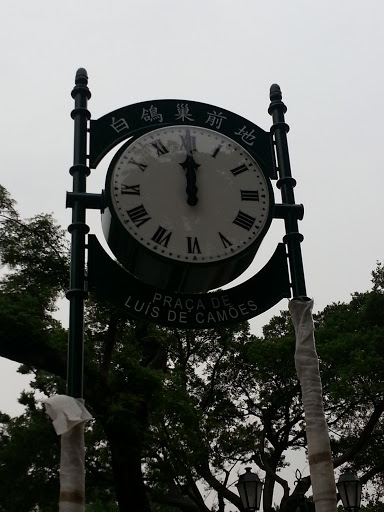 LC Clock