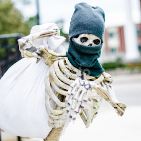 Payday by Angelo Perrino - Public Holidays Halloween