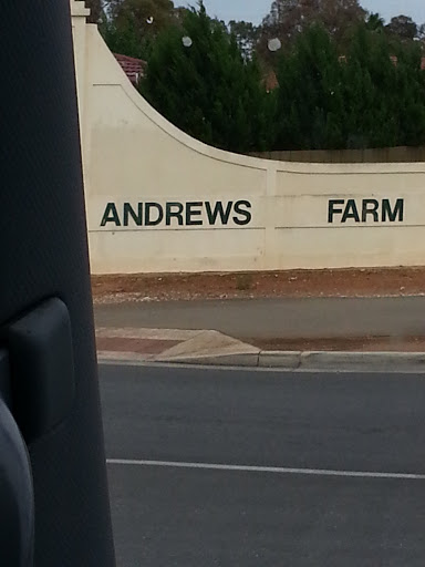 Andrews Farm Wall