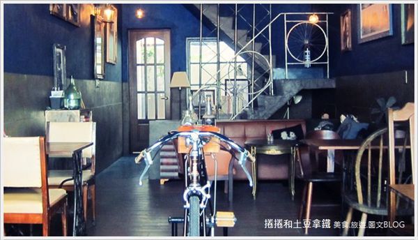 蒙太奇咖啡、輕食、小酌 