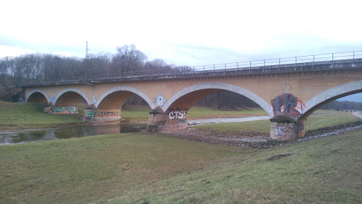 Viadukt am Kanal