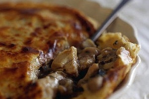 Chicken and mushroom pie