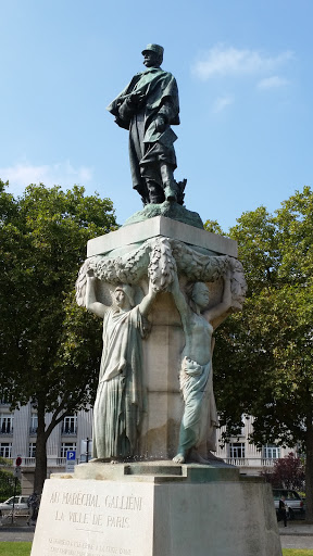 Statue du Maréchal