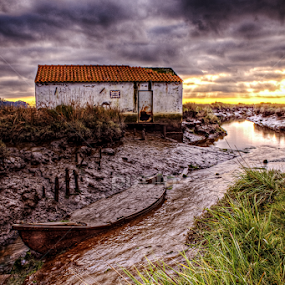 abandoned by Jose Moreira - Buildings & Architecture Other Exteriors