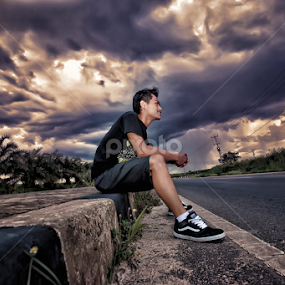 sunset in lampung- indonesia by Fauzhy Lestyawan - People Portraits of Men