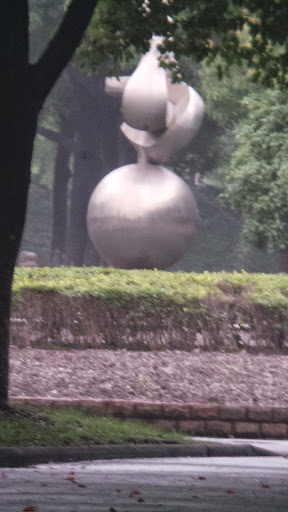 Huacao Center Sculpture