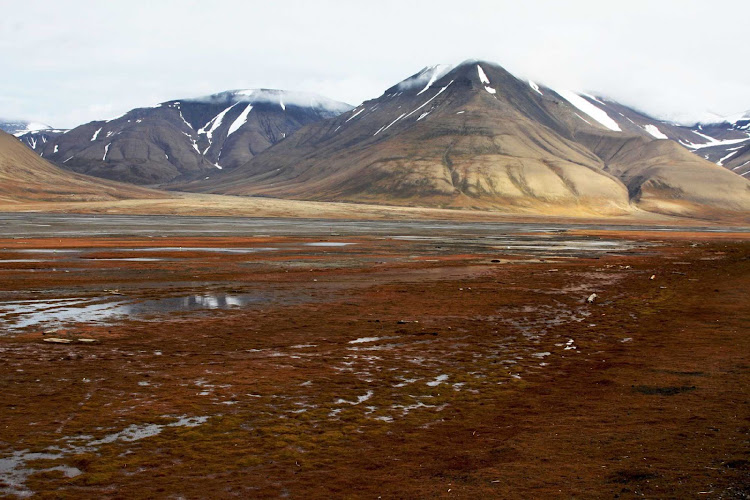 Guests of Hurtigruten Fram will experience the pristine, untouched landscape of Norway's Svalbard islands during their cruise. 