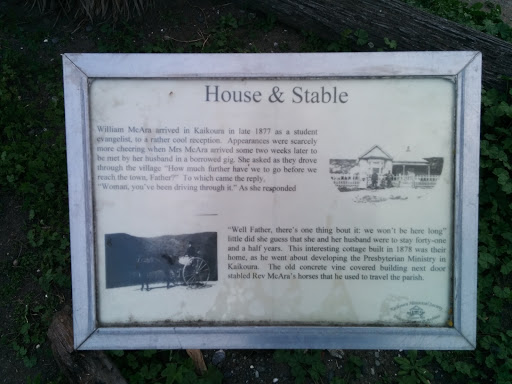 William McAra House and Stable