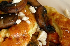 Sun-Dried Tomato, Mushroom and Goat Cheese Omelette