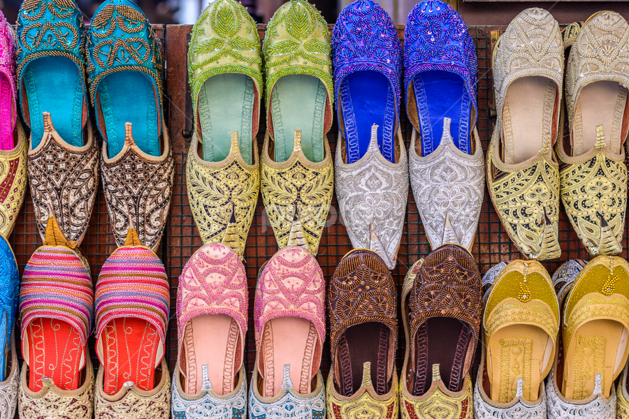 Traditional arabic shoes | Clothing & Accessories | Artistic Objects |  Pixoto