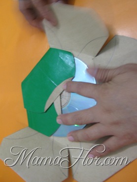 [caja-para-cds-dvds-gratis-1290.jpg]