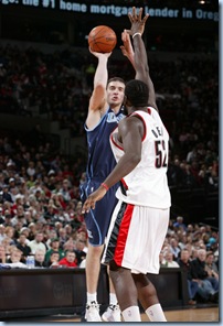 Shoot it man, its Greg Oden, you can totally make this shot!