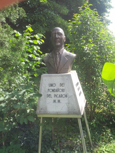Busto M.M. Fondatore Picaron