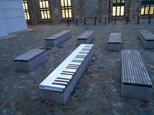 Klavier am Haus der Musik