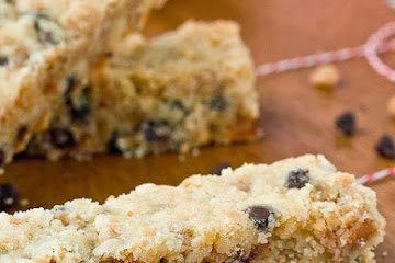 Cookie Recipe: Toffee-Chocolate Chip Shortbread