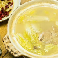 開飯川食堂
