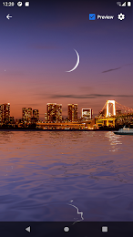 Moon Over Water Live Wallpaper 2