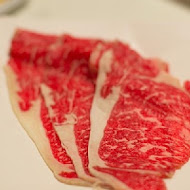 滿堂紅頂級麻辣鴛鴦火鍋