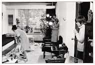 Filmopname door deelneemsters aan de filmcursus voor vrouwen van de Stichting Kunstzinnige Vorming te Eindhoven