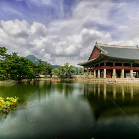 gyeongbok-gung by Axell Rawk - City,  Street & Park Historic Districts