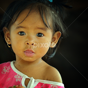 Baby Face by Ian Reducer - Babies & Children Child Portraits
