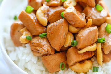 Slow Cooker Cashew Chicken