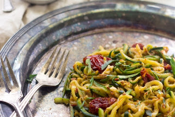 Raw tomato sauce