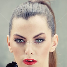 Mia by Stjepan Hranilovic - People Portraits of Women