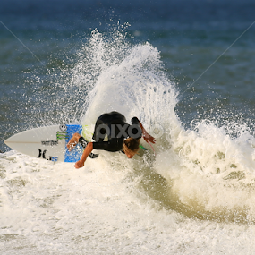 by Yuriko David - Sports & Fitness Surfing