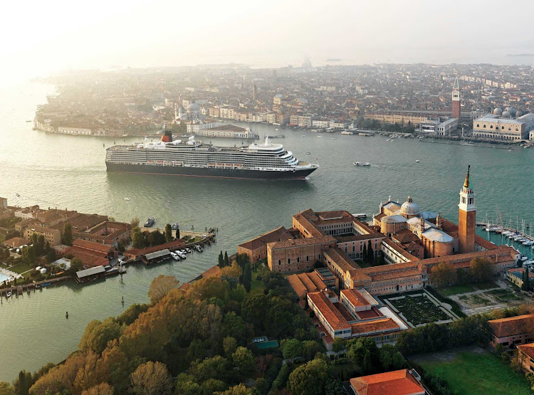 Get remarkable views of the enchanting city of Venice as Queen Elizabeth sails through the Grand Canal. 