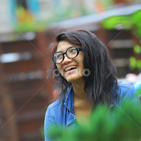 Smile by Takkan Ada - People Portraits of Women