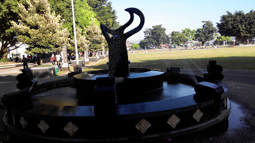 Air Mancur Statue at Alun-alun Wonosobo