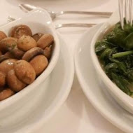 茹絲葵牛排餐廳