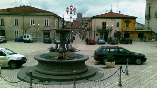 Fontana Piazza Risorgimento