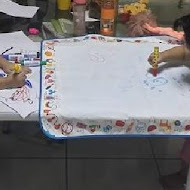 一張桌